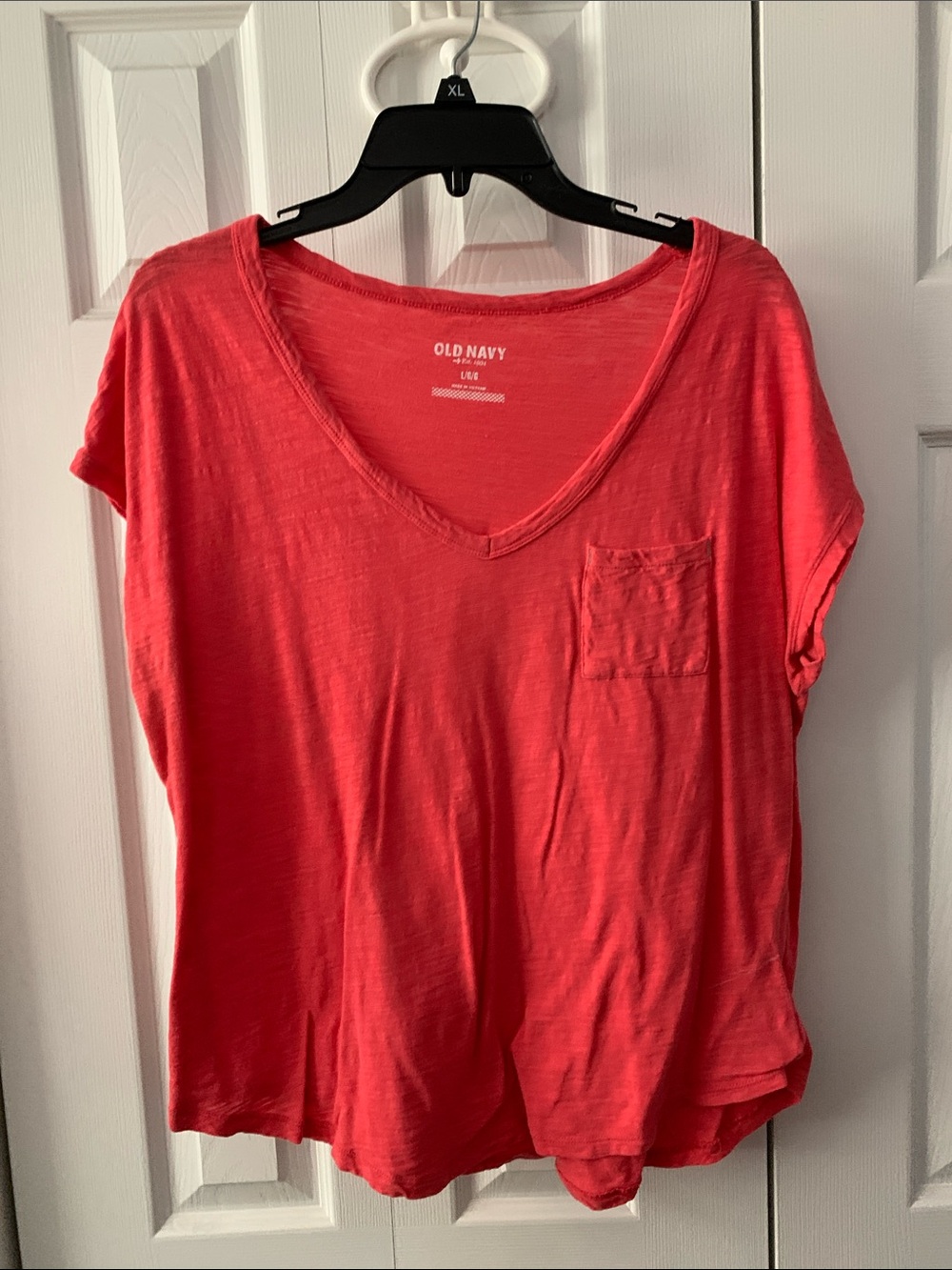 Old Navy Coral Pocket V‑Neck Short Sleeve Tee